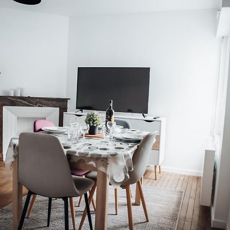 Appartement Neuf, Moderne Et Confortable! Ernee Luaran gambar