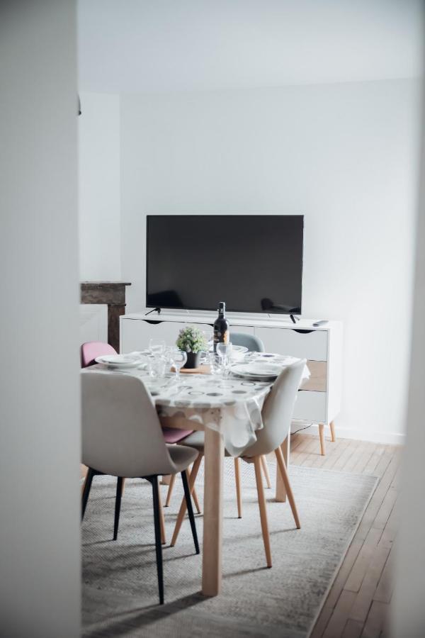 Appartement Neuf, Moderne Et Confortable! Ernee Luaran gambar